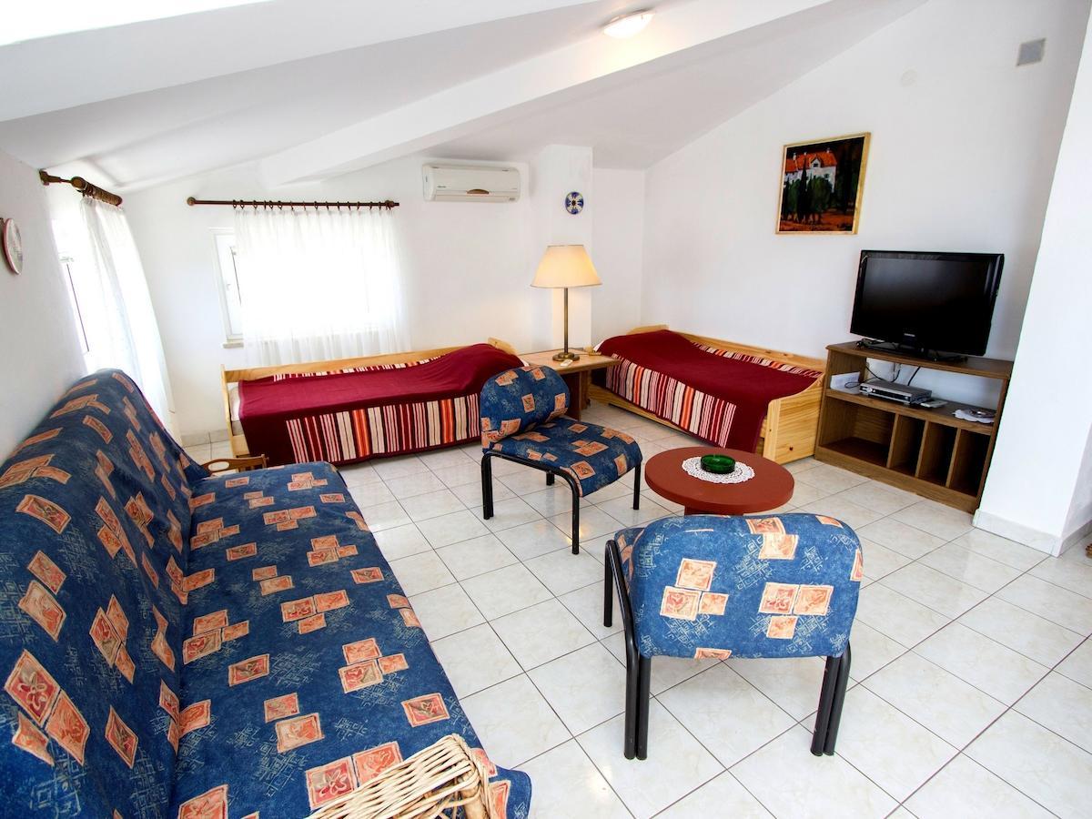 Apartments Tin โรวีน ห้อง รูปภาพ